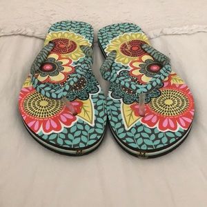 VERA BRADLEY PERFECT CONDITION FLIP FLOPS